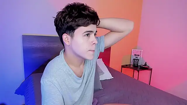 Snapshot of justinbiler chatting on 01/30/25, 12:37 justinbiler online show from 01/30/25, 12:37