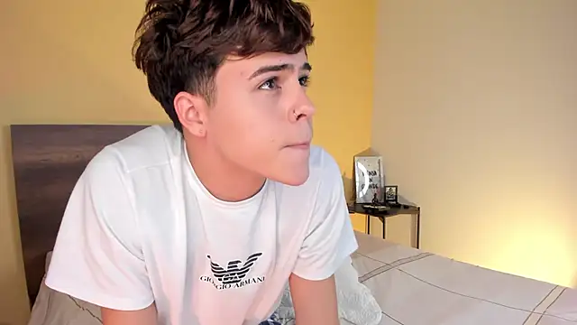 Snapshot of justinbiler chatting on 03/09/25, 06:54 justinbiler online show from 03/09/25, 06:54