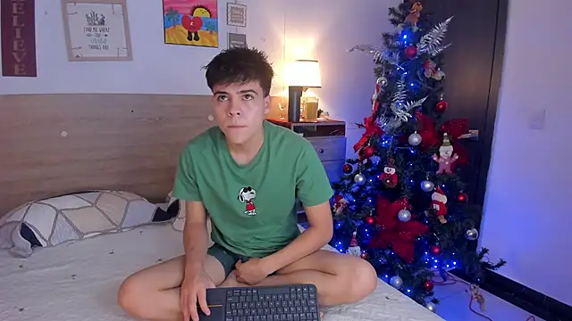 Snapshot of justinbiler chatting on 11/17/25, 01:06 justinbiler online show from 11/17/25, 01:06