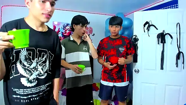 Alexander and Xiao online show from 03/21/25, 09:23