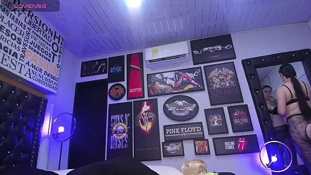 MADISSONLOVE  online show from 03/09/25, 12:09