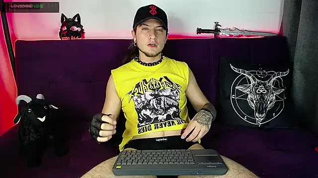 blckwolf 6 online show from 03/04/25, 11:11