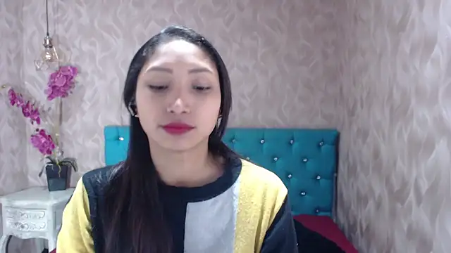 MadelineDoll online show from 02/03/25, 12:47