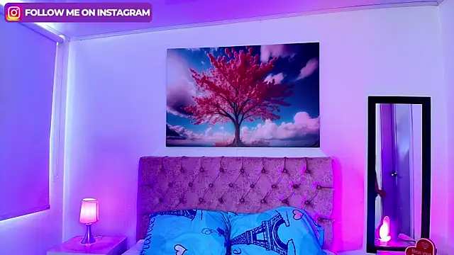 Emma monserrat online show from 10/08/25, 07:44