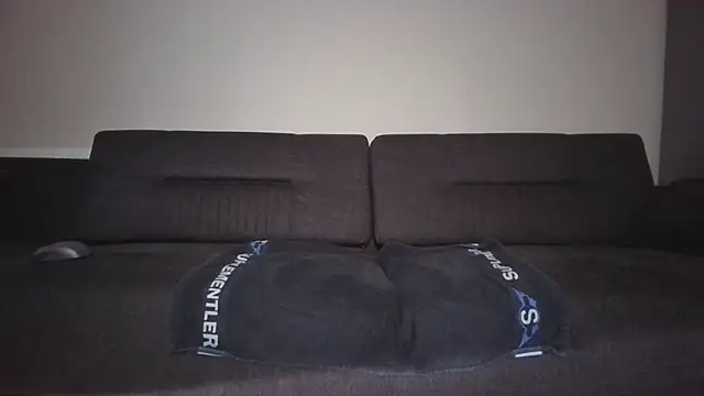 Snapshot of Turkboy_17 chatting on 10/28/25, 09:24 Turkboy 17 online show from 10/28/25, 09:24