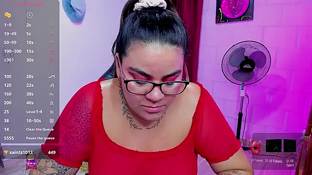 Sharon hils online show from 12/22/24, 02:06