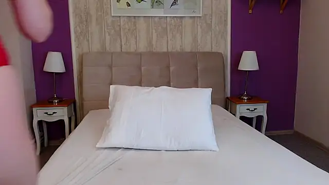 LisaCaprice online show from 03/20/25, 05:46