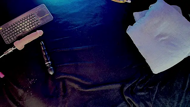 Candle  lz online show from 01/30/25, 06:13