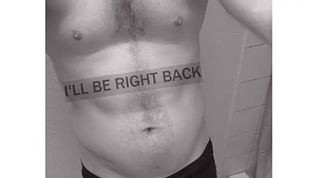 Snapshot of mr-k-quinn-x chatting on 01/17/25, 12:42 mr-k-quinn-x online show from 01/17/25, 12:42