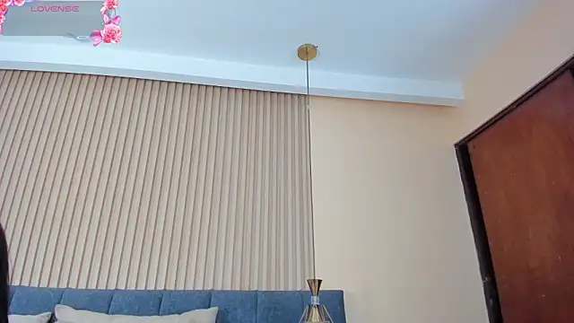 Snapshot of kathecute__ chatting on 02/07/26, 01:42 kathecute online show from 02/07/26, 01:42