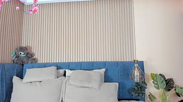 Snapshot of kathecute__ chatting on 03/04/26, 01:44 kathecute online show from 03/04/26, 01:44