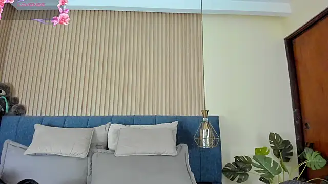 kathecute   online show from 05/30/26, 01:35