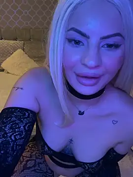 Snapshot of Lexy669 chatting on 01/23/25, 06:35 Lexy669 online show from 01/23/25, 06:35