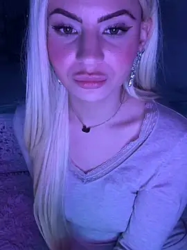 Snapshot of Lexy669 chatting on 01/24/25, 10:51 Lexy669 online show from 01/24/25, 10:51