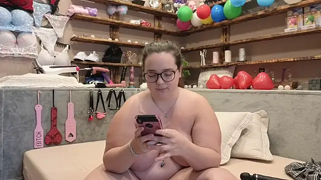 Kimberly-Caprice online show from 03/17/25, 08:18