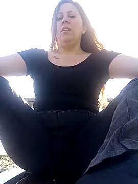 Snapshot of SofiEstevez chatting on 09/11/25, 07:03 SofiEstevez online show from 09/11/25, 07:03