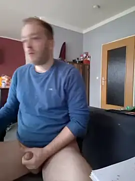 Henner33 online show from 03/02/25, 01:38