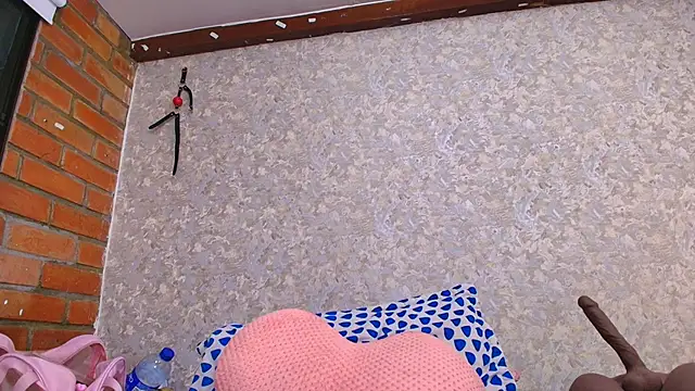 nicol f online show from 01/10/25, 01:53