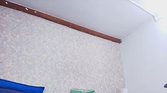 nicol f online show from 11/08/25, 03:07