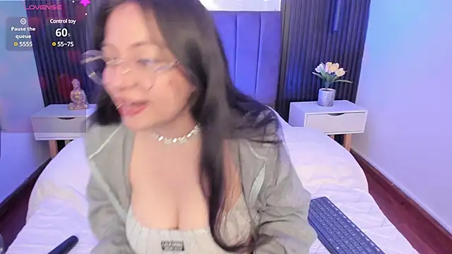 Snapshot of melany_heaven chatting on 03/07/25, 08:45 melany heaven online show from 03/07/25, 08:45