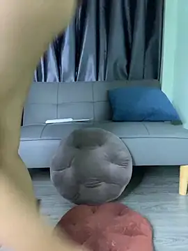 Ly Coca24 online show from 10/12/25, 02:16