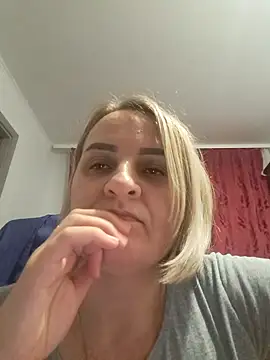 Malichkaanna30 online show from 12/23/24, 07:41