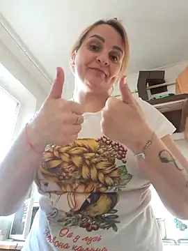 Malichkaanna30 online show from 02/09/25, 01:25