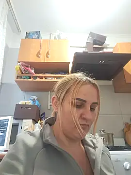 Malichkaanna30 online show from 09/25/25, 02:54