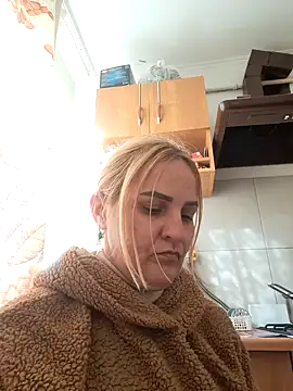 Malichkaanna30 online show from 10/31/25, 11:22