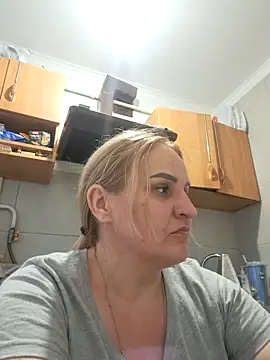 Malichkaanna30 online show from 03/18/26, 04:10