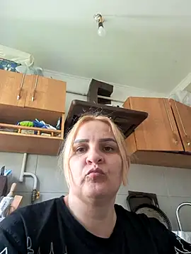 Malichkaanna30 online show from 04/13/26, 09:04