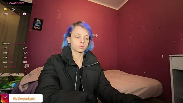 Snapshot of Lilythepinkgirl chatting on 01/25/25, 07:18 Lilythepinkgirl online show from 01/25/25, 07:18