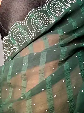 Snapshot of Raat_ki_rani_ chatting on 02/09/25, 10:31 Raat ki rani online show from 02/09/25, 10:31