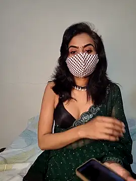 Snapshot of Raat_ki_rani_ chatting on 02/15/25, 04:23 Raat ki rani online show from 02/15/25, 04:23