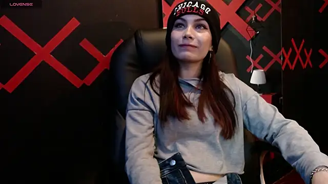  yuyi online show from 02/22/25, 11:24