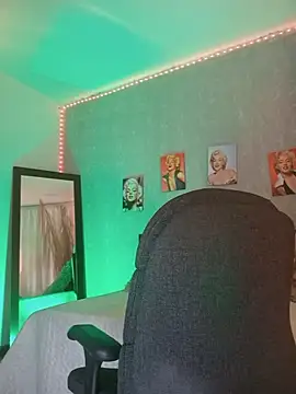 Snapshot of nahiarapalmer19 chatting on 09/28/25, 03:50 nahiarapalmer19 online show from 09/28/25, 03:50