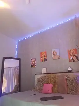 Snapshot of nahiarapalmer19 chatting on 10/17/25, 11:51 nahiarapalmer19 online show from 10/17/25, 11:51