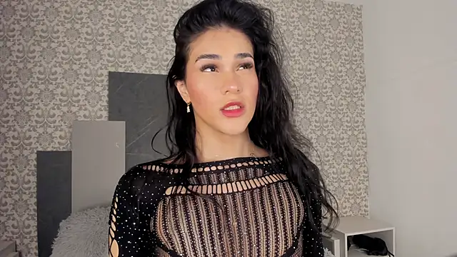 Isa Little Star online show from 09/10/25, 02:17