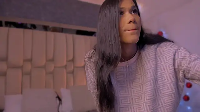 Isa Little Star online show from 12/03/25, 08:51