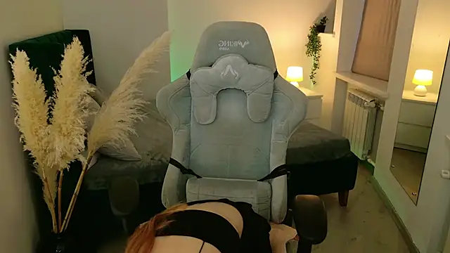 Love Call online show from 09/28/25, 05:13