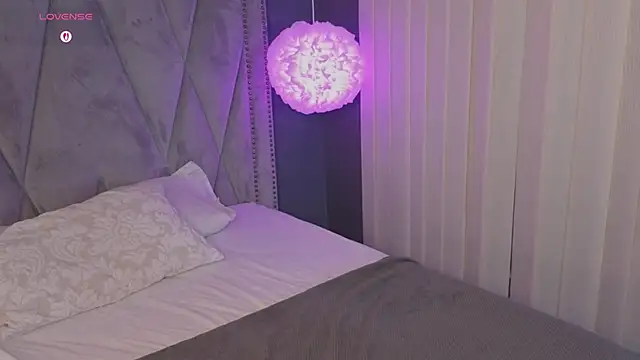 missy taylor  online show from 10/15/25, 08:20