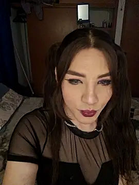 dulcenia rose online show from 09/17/25, 03:08