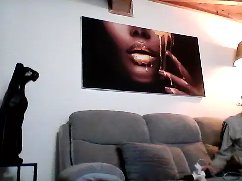 Bigkisslove online show from 04/02/26, 12:08