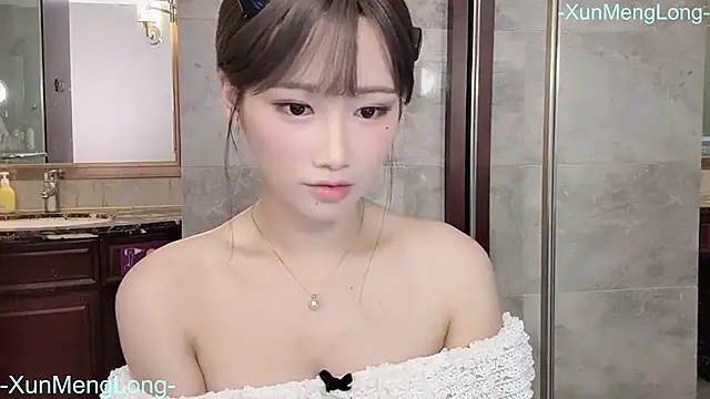 -XunMengLong- online show from 04/09/26, 06:02