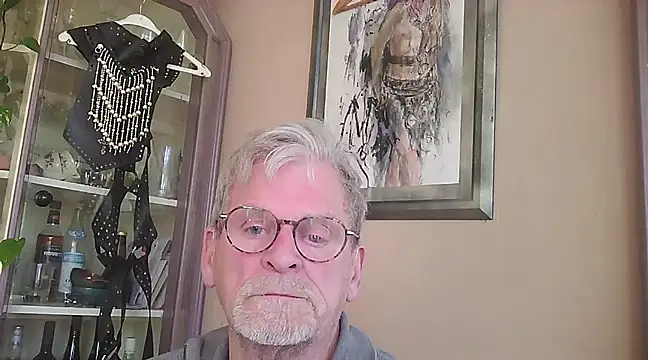 Snapshot of JanidGrunn chatting on 03/18/25, 02:15 JanidGrunn online show from 03/18/25, 02:15