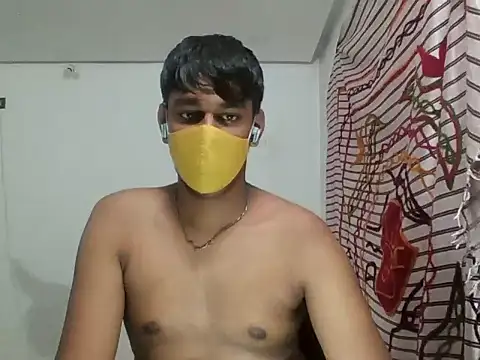 Snapshot of brownguy1234 chatting on 12/09/24, 08:23 brownguy1234 online show from 12/09/24, 08:23