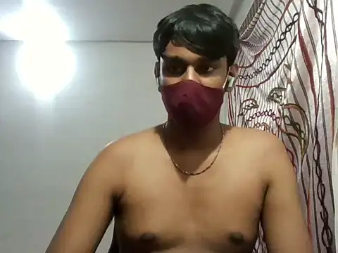 Snapshot of brownguy1234 chatting on 12/29/24, 05:12 brownguy1234 online show from 12/29/24, 05:12