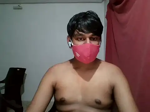 Snapshot of brownguy1234 chatting on 01/19/25, 10:06 brownguy1234 online show from 01/19/25, 10:06