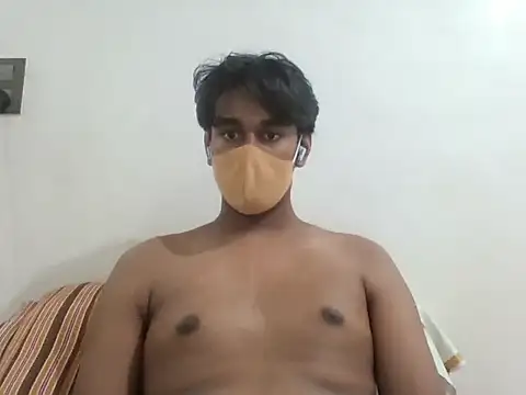 Snapshot of brownguy1234 chatting on 03/04/25, 07:51 brownguy1234 online show from 03/04/25, 07:51