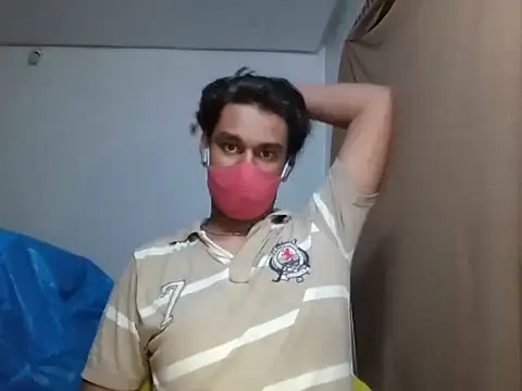 Snapshot of brownguy1234 chatting on 03/13/25, 06:23 brownguy1234 online show from 03/13/25, 06:23